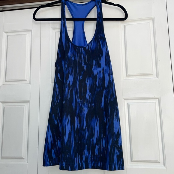 lululemon athletica Tops - Lululemon Electric Blue Razor Back Top-8